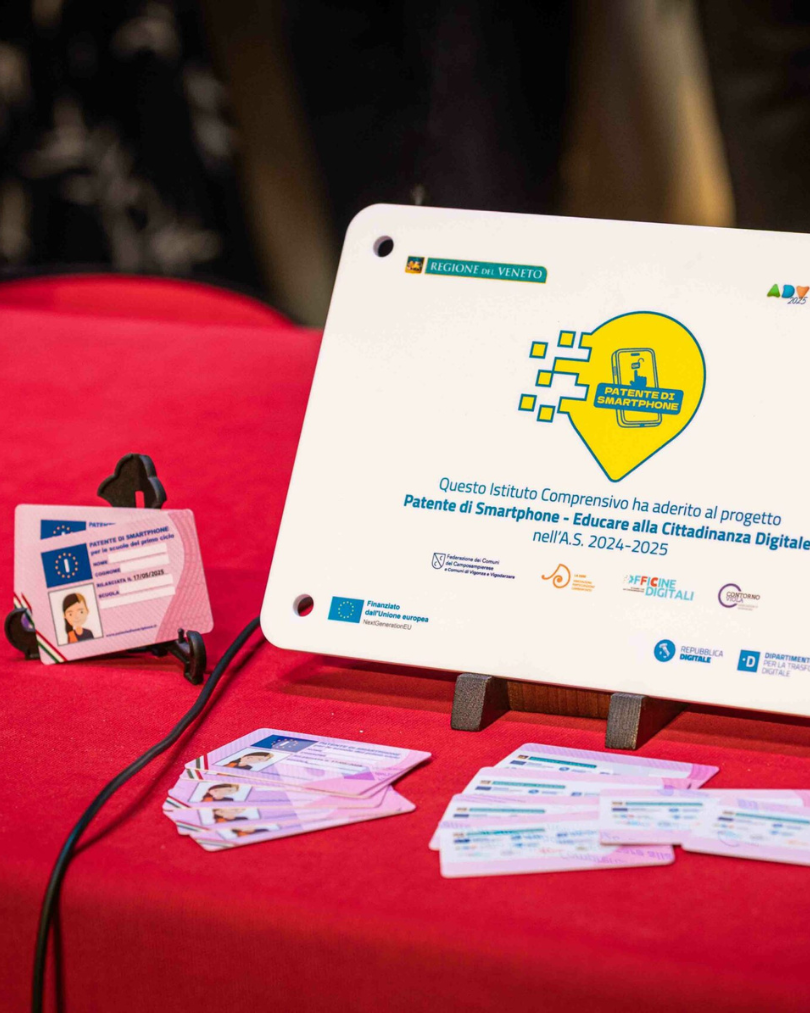 Patente-di-smartphone-officine-digitali4